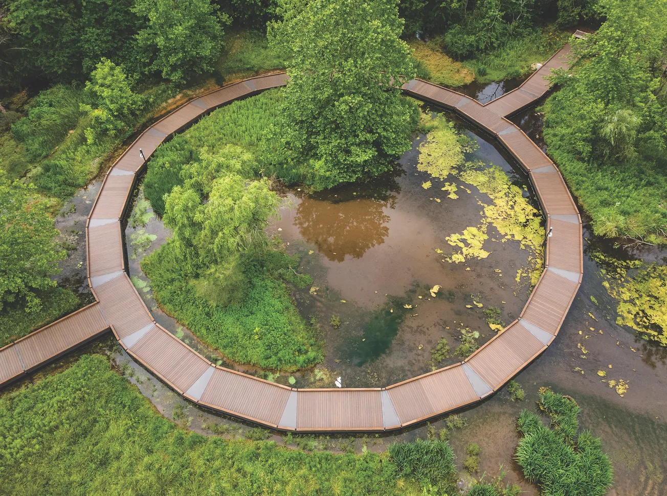 Trex and Fastenal Team to Turn Plastic into Composite Decking