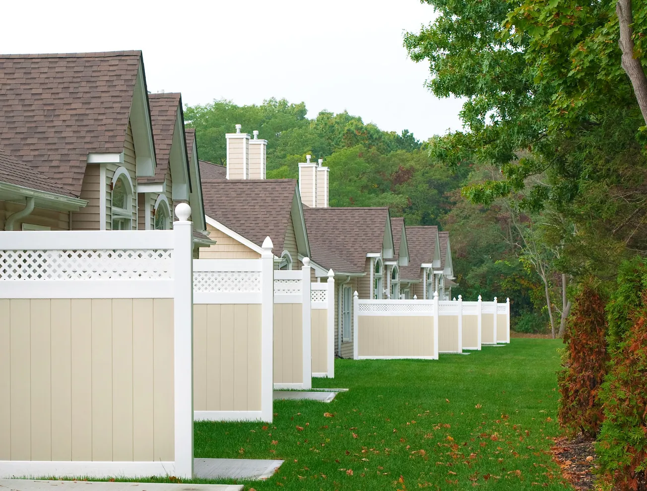 Oldcastle APG Acquires Two Vinyl Fencing and Railing Plants